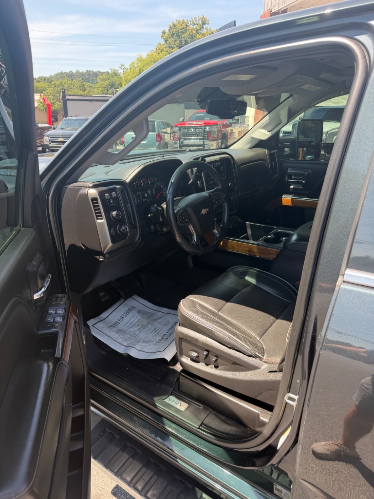 2019 Chevrolet Silverado 2500HD High Country - Photo 9
